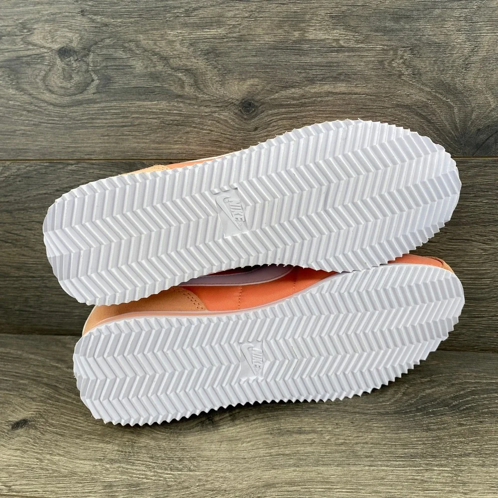 Nike cortez basic